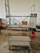 SCAFFALE INOX CARRELLATO USATO 