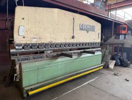 Macchinari e attrezzature officina meccanica
