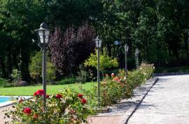 Affitti stagionali in casale con piscina