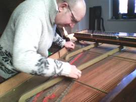 Riparazione e accordatura pianoforti