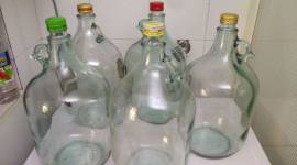 bottiglie e damigiane