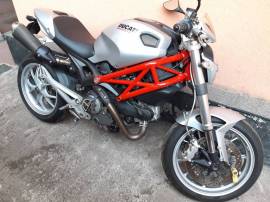 Ducati Monster 1100