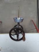 antico lavabottiglie meccanico