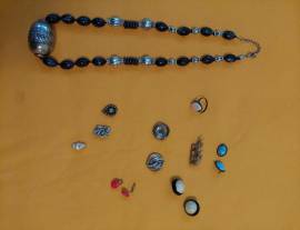 COLLANE SPILLE CAMEI ORECCHINI ANELLO FERMAGLI da € 15