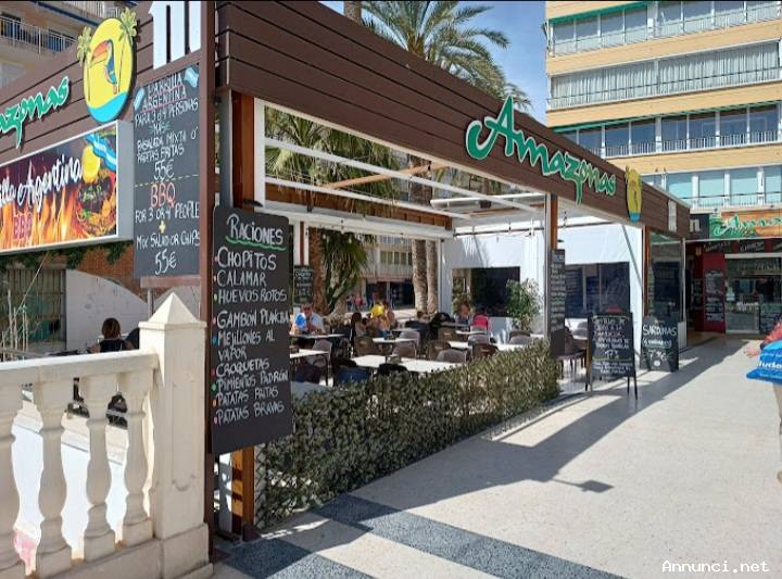 BENIDORM,  COSTA BLANCA. PIZZERIA SPAGHETTERIA FRONTE MARE