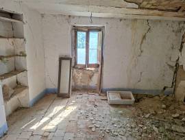 Casa indipendente con terrazzo a Castelbottaccio 