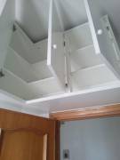 Vendo mobile d’angolo di legno laccato bianco - Zona Tuscolana - Ritiro urgente
