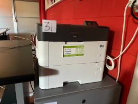 Arredi e macchine elettriche ed elettroniche da ufficio