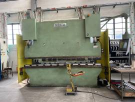 PIEGATRICE BARIOLA  3050 X 100 TON  CNC ESA    MOD. PBI 100/30NCS LUNGHEZZA TRA I MONTANTI : 2600 CO