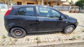 AUTO FIAT PUNTO F238-4