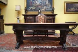 Tavolo-scrittoio metà del XX secolo stile Rinascimento