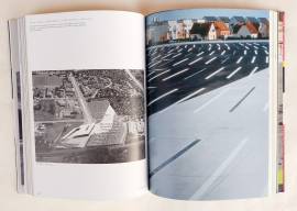 Asfalto: Il carattere della città di Mirko Zardini Ed.Mondadori Electa, 2003 come nuovo