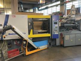 Pressa oleodinamica per stampaggio plastica Battenfeld BK