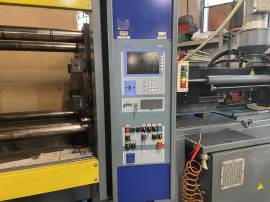 Pressa oleodinamica per stampaggio plastica Battenfeld BK