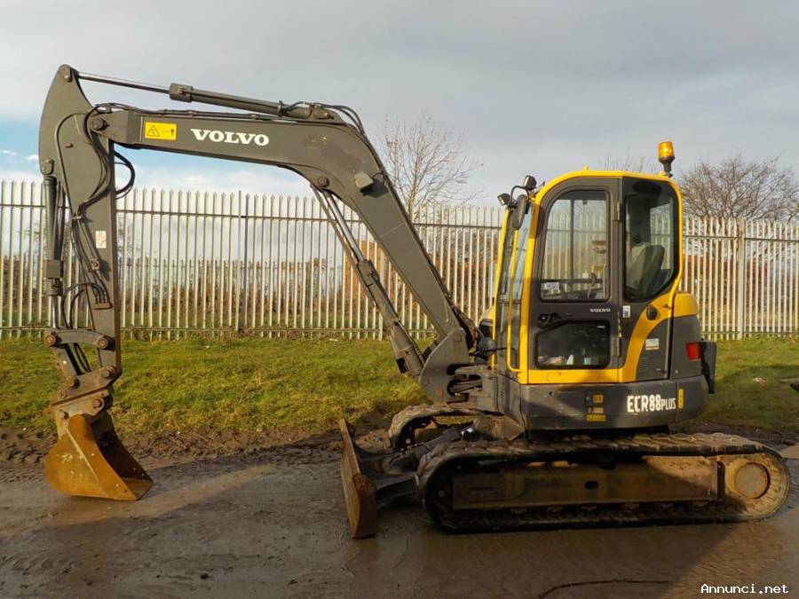 2011 Volvo ECR88 midi excavatore