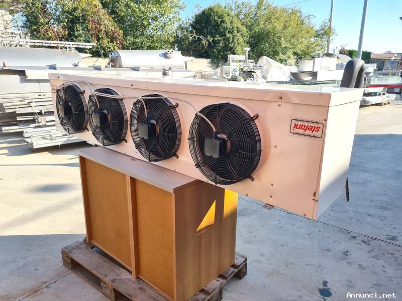 EVAPORATORE CUBICO A 4 VENTOLE USATO