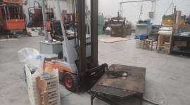 Carrello elevatore OM