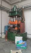 Presse iniezione e attrezzature varie