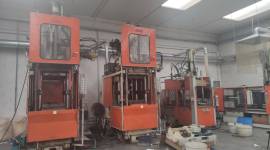 Presse iniezione e attrezzature varie