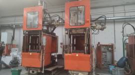 Presse iniezione e attrezzature varie