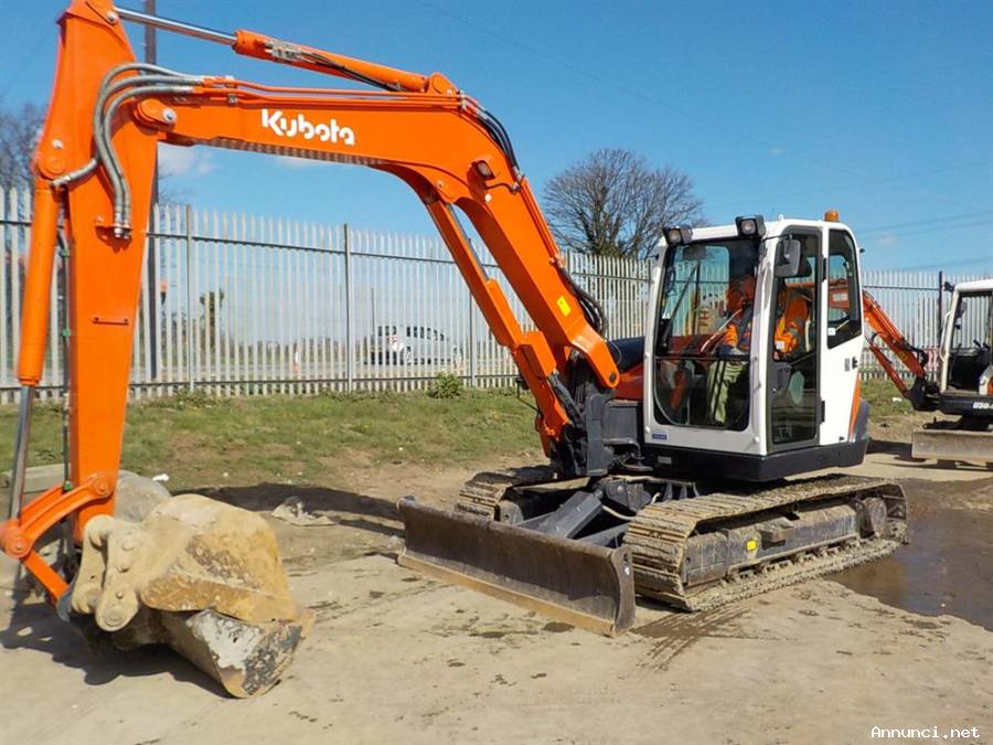 2013 Kubota KX080-3A midi escavatore