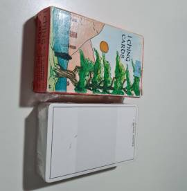 Vintage I Ching Cards AGMüller anni 1970 Divinazione Set senza monete, mazzo ancora cellofanato. Ven