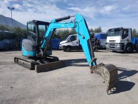 Miniescavatore usato HITACHI AIRMAN AX38U-5