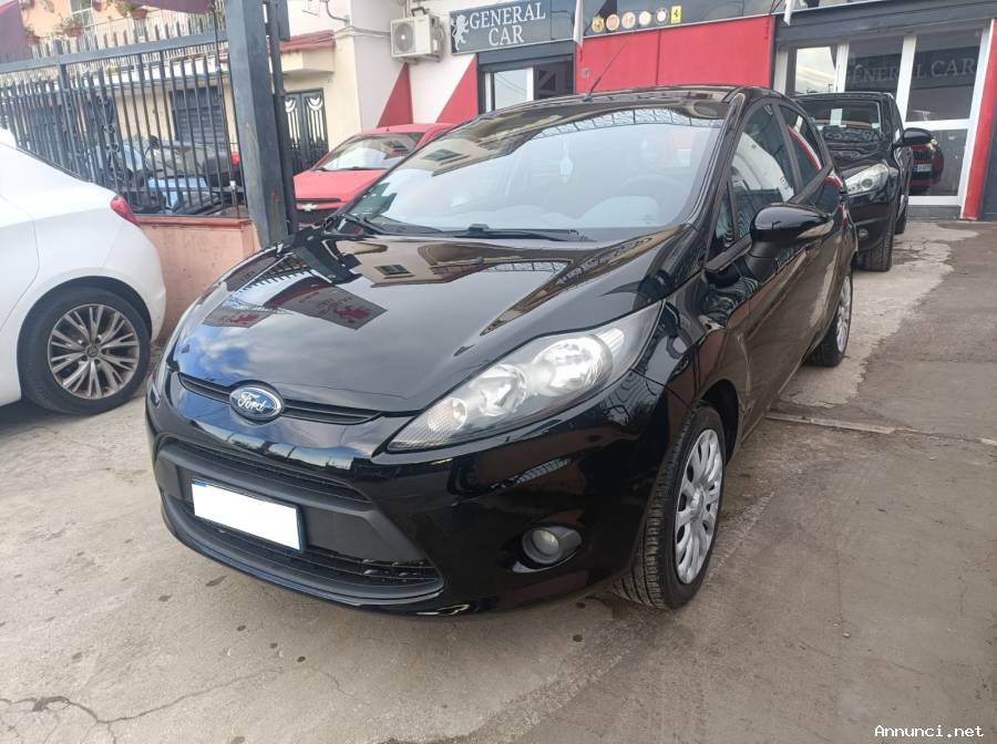 FORD FIESTA 1.2 TREND