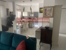 ZONA MAZZINI  -185 mq - 3 camere - 3 bagni 