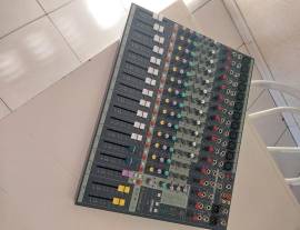 ???? Mixer Soundcraft EFX 12 – Pari al Nuovo! Vendo Soundcraft EFX 12, in condizioni perfette, compl