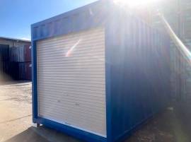 Nuovo container per stoccaggio da 4 m con serranda avvolgibile Nuovo container per stoccaggio da 4 m con serranda avvolgibile