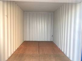 Nuovo container per stoccaggio da 4 m con serranda avvolgibile Nuovo container per stoccaggio da 4 m con serranda avvolgibile