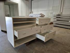 BANCO PER NEGOZIO USATO  