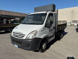 Autocarro ribaltabile Iveco Daily (35E4)