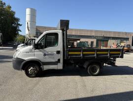 Autocarro ribaltabile Iveco Daily (35E4) Autocarro ribaltabile Iveco Daily (35E4)