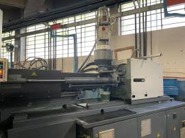 LOTTO 28 - Pressa oleodinamica per stampaggio plastica Battenfeld BK