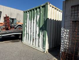 Container Container