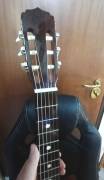 Chitarra classica elettrificata