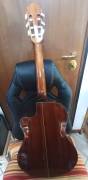 Chitarra classica elettrificata