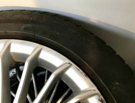 4 cerchi AUDI 225-50-17 + 2 gomme Michelin - omaggio n°4