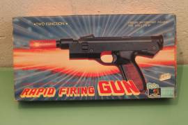 GIOCATTOLO VINTAGE - PISTOLA LUCI E SUONI TOY GUN NUOVA ANNI 80