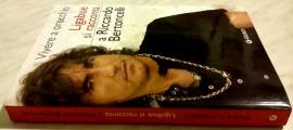 Vivere a orecchio.Ligabue si racconta a Riccardo Bertoncelli Ed.Giunti, 2005 nuo
