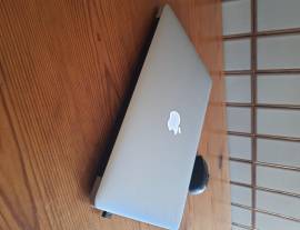 Apple MacBook Air 13