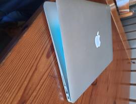 Apple MacBook Air 13