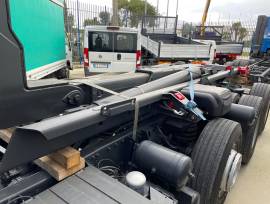 ATTREZZATURA SCARRABILE NUOVA MARCA MEC 30 TON. XL 