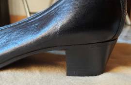 SCARPE DONNA IN VITELLO COLORE NERO