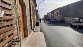 LOCALE DI 970 MQ.  CON RISTORANTE ED ABITAZIONE AL MARE