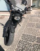 Vendo a malincuore fantastica Ducati monster 600 completamente trasformata in cafè racer,. l'iscrizi