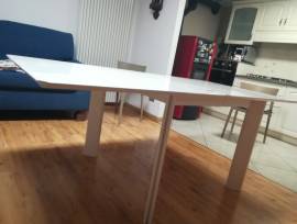 Tavolo per cucina /soggiorno bianco