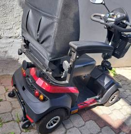 Scooter elettrico per anziani e disabili